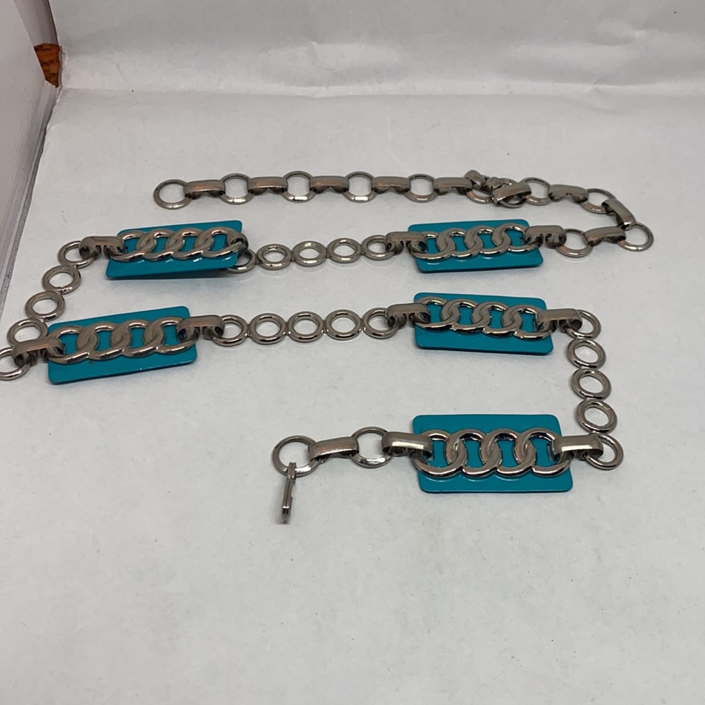 Vintage silver tone link and turquoise metal belt